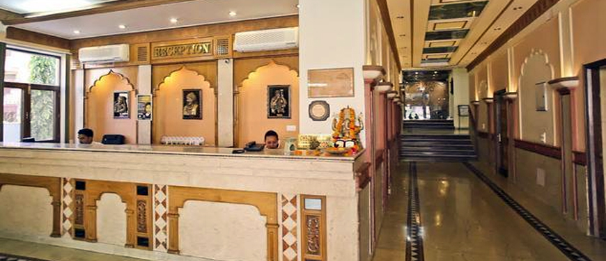 hotel-vasundhara-palace-booking